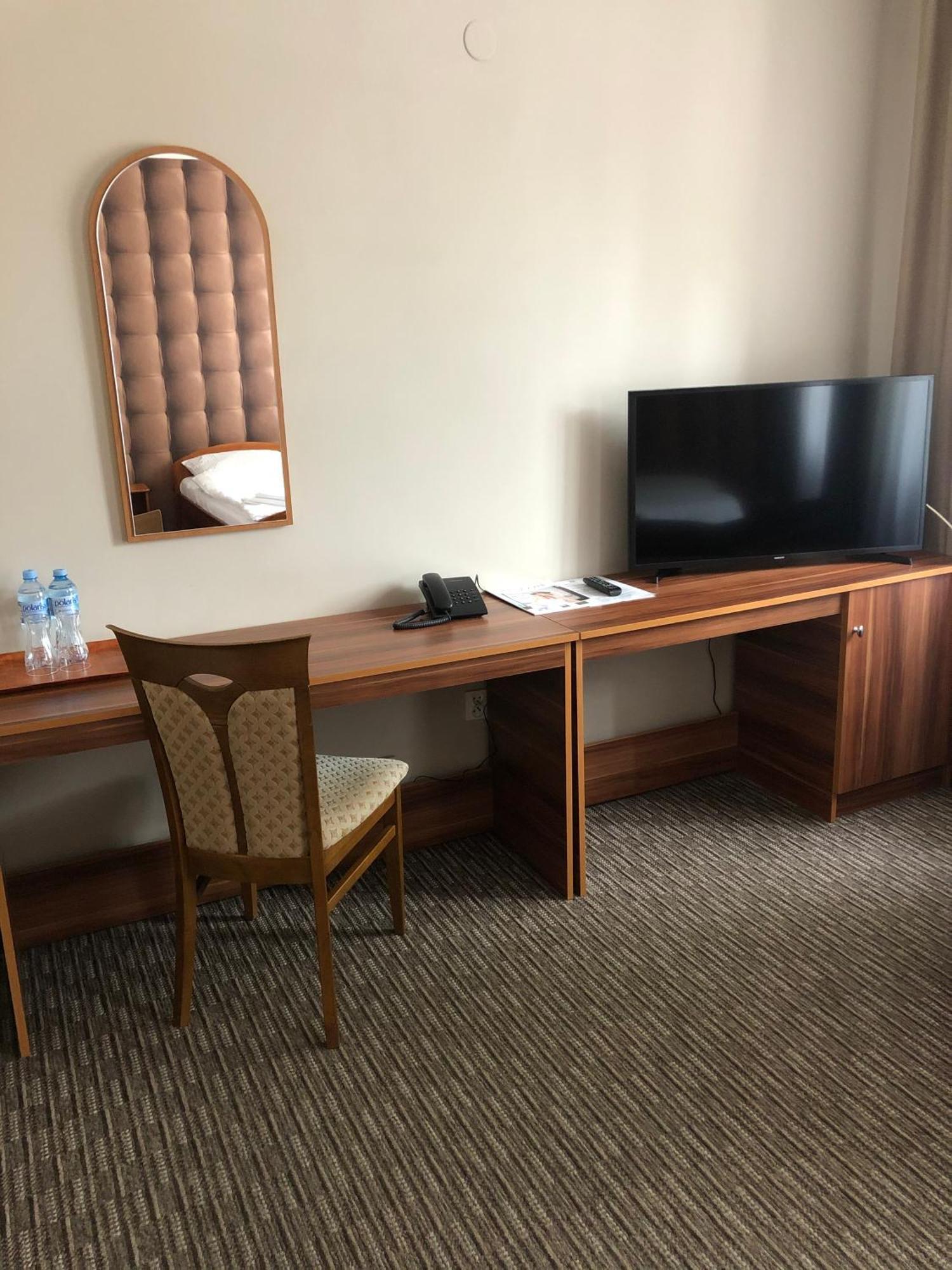 Hotel Krystyna シュチトノ エクステリア 写真