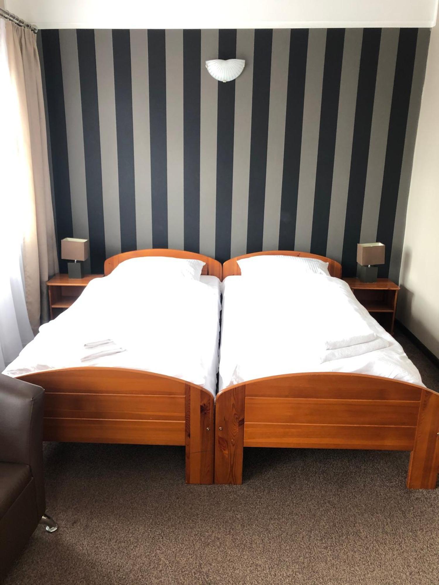 Hotel Krystyna シュチトノ エクステリア 写真